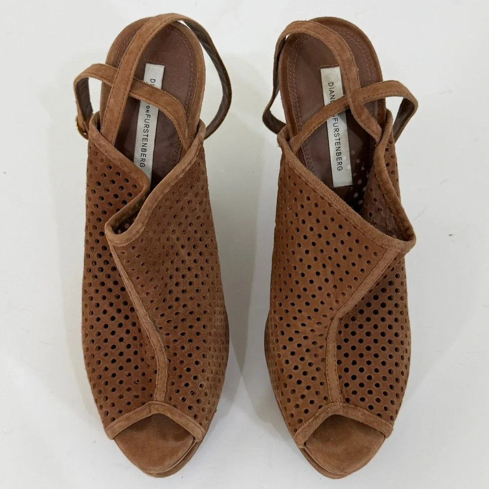 Diane von Furstenberg DVF Wedge Sandals 9.5M Brown Suede Perforated Wood Heel